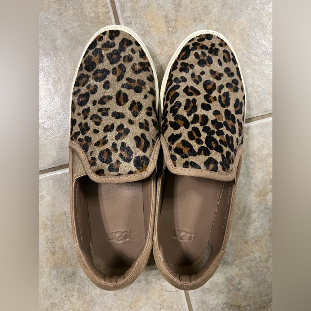 Women’s UGG shoes
